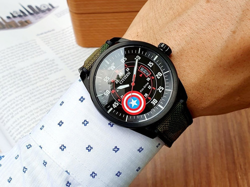 Imagen 8 de 9 de Citizen Marvel Capitan America Aw1367-05w ......... Dcmstore