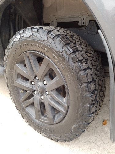 Imagen 13 de 13 de Toyota Hilux 2016 2.8 Cd Srx 177cv 4x4
