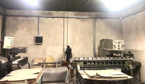 Imagen 4 de 9 de Alquiler Galpón 1200m2 En Lanús Oeste