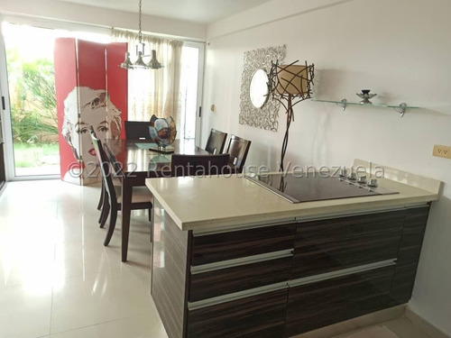Imagen 5 de 12 de Precioso Townhouse En Dumar Country Club Isla De Margarita