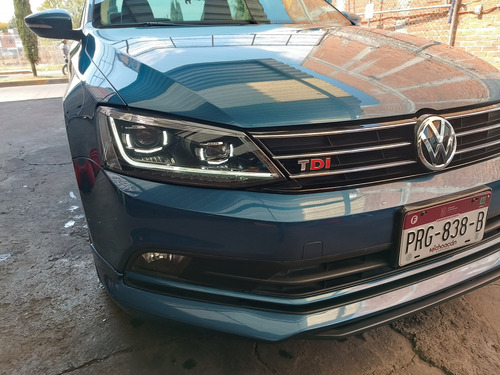 Volkswagen Jetta 2.0 Tdi L4 T Diesel Nave B A C At