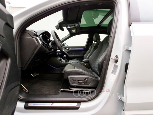 Audi Q3 2.0 40 TFSI GASOLINA PERFORMANCE BLACK PLUS QUATTRO TIPTRONIC