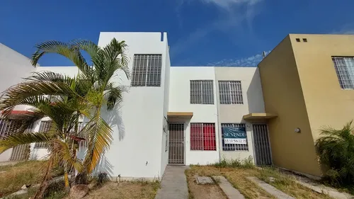 Casa En Venta En La Arbolada
