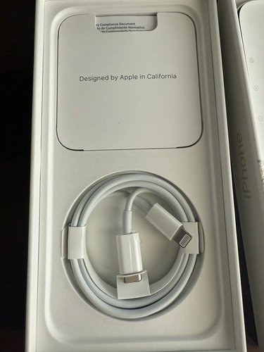 Apple iPhone 14 (256 Gb) - Blanco Estelar (Usado)