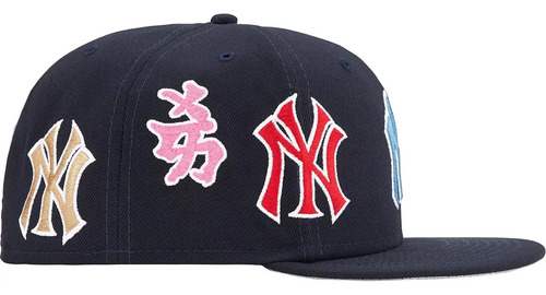 Gorra Fitted New Era Kanji Supreme Duki Negro 7 1/2