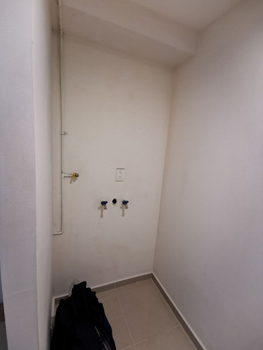 Departamento En Venta En Vía Santa Fe Con Terraza Y Bodega (m2d3178)