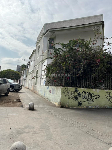 Arriendo Amplia Casa Av. Salvador Reyes, Antofagasta