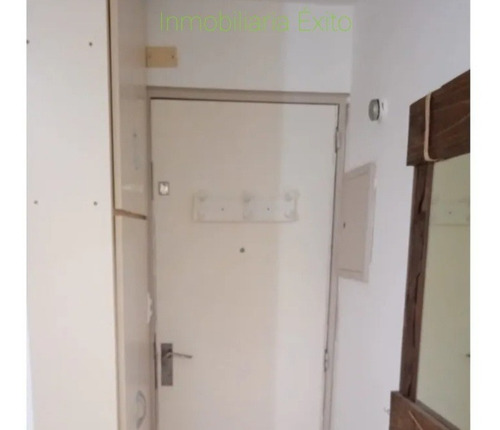 Imagen 4 de 20 de Vendo Monoambiente 29m2, Centro De Mvd Piso 9. G.c $ 3.500