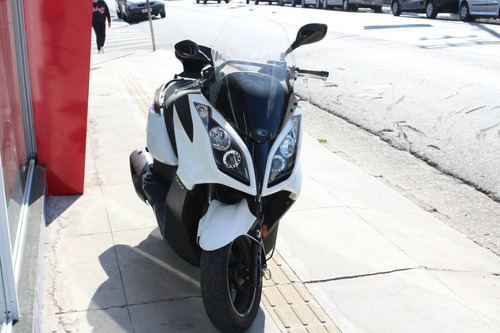 Imagem 10 de 15 de Kymco Downtown 300cc 2018
