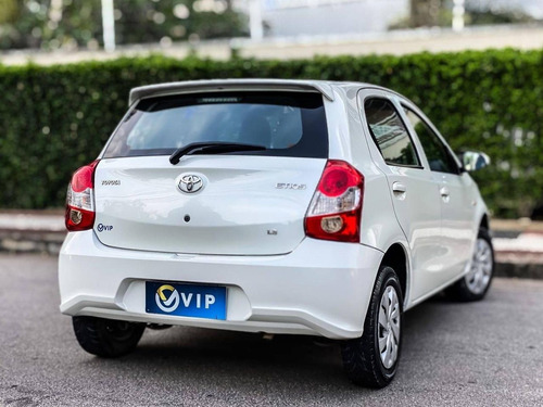 Imagem 7 de 8 de Toyota Etios 1.3 X 16v Flex 4p Manual 2018/2019