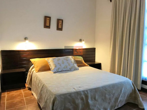 Hotel A La Venta En La Pedrera, En Espectacular Ubicación