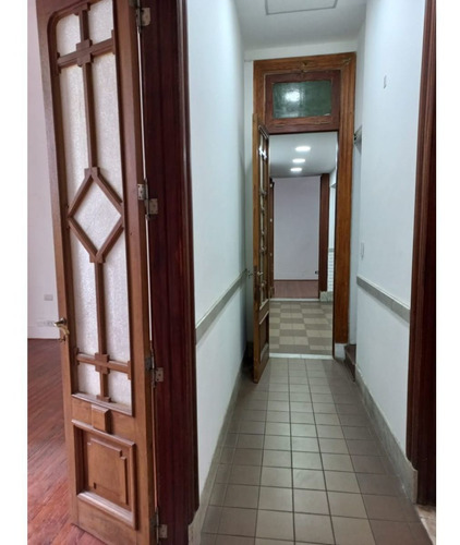 Imagen 6 de 21 de Inmueble Patrimonio Histórico · 4 Dormitorios · Entre Rios 579
