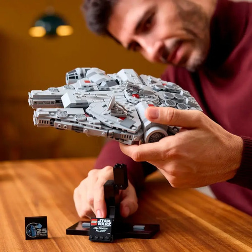 Lego Star Wars Millennium Falcon 25 Aniversario 75375 18+