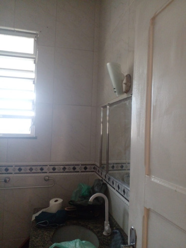 Casa 2 Qts Próximo A Praça Pasteur