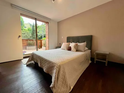 Apartamento En Arriendo En El Poblado. Cod A13444