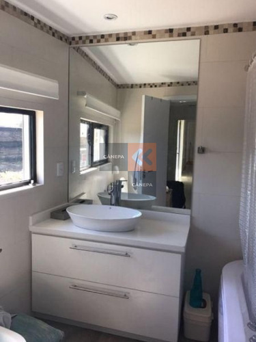 2- Ref: 8861