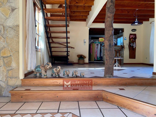 Imagen 4 de 30 de Casa 3 Ambientes Bosque Peralta Ramos Con Altillo Y Quincho