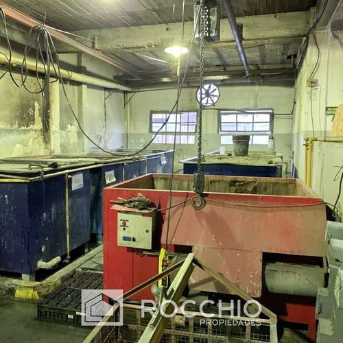 Imagen 2 de 3 de Galpon En Venta En Loma Hermosa