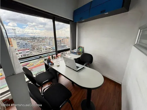 Comercial En Los Andes Norte Rah Co: 25-1030