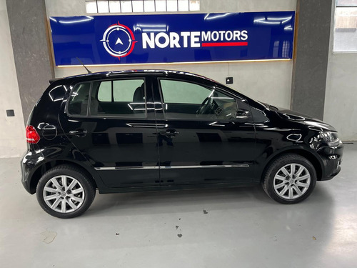 Volkswagen Fox 1.0 MPI TRENDLINE 12V FLEX 4P MANUAL