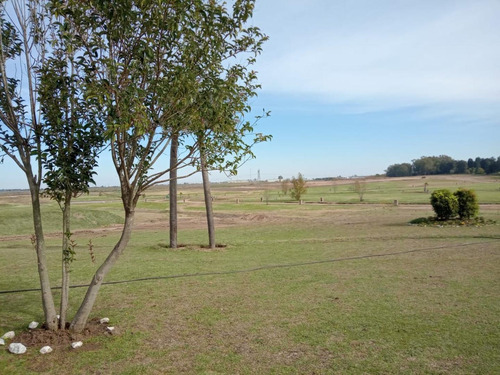 Terreno En Venta - 645mts2 Totales - Zarate Golf Park
