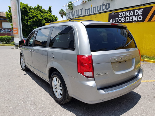 Imagen 5 de 12 de Dodge Grand Caravan 2018
