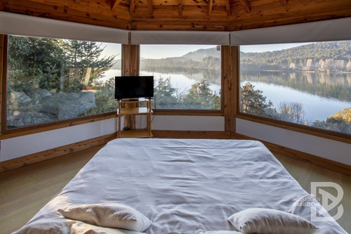 Imagen 13 de 20 de Alquiler Casa En Bariloche Con Costa De Lago Nahuel Huapi. 9 Pax. Km16. 306.