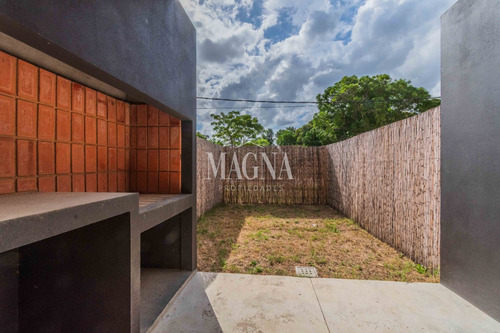 Venta Casa Dúplex 2 D En Complejo Cerrado - Parque De Miramar