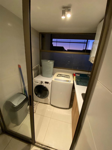 Departamento En Venta De 4 Dorm. Cercano Al Portal La Dehesa