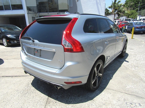 Imagen 5 de 10 de 2016 Volvo Xc60 R Desing Awd
