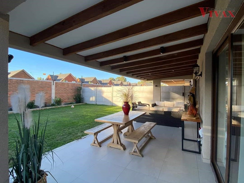 Casa El Remanso, Zapallar, Curicó