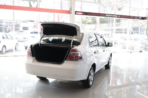 Imagen 11 de 15 de Chevrolet Aveo 2018 1.6 Ls Mt