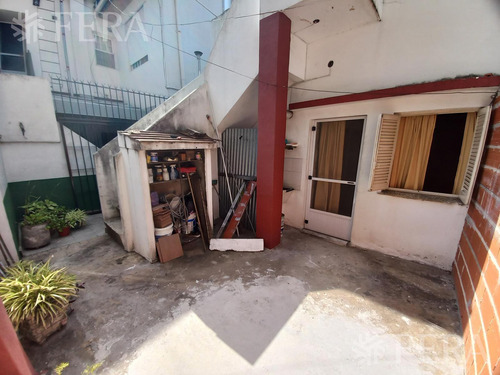 Venta Ph 2 Ambientes Con Patio En Sarandí