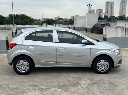 Chevrolet Onix 1.0 MPFI LT 8V