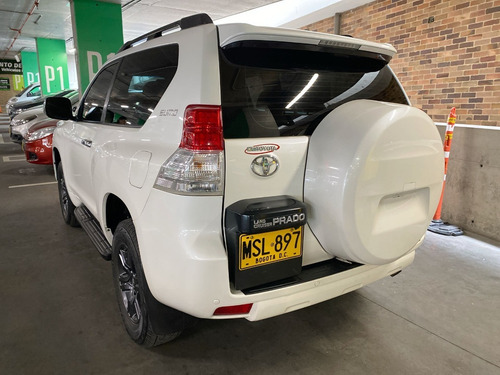 Imagen 8 de 25 de Toyota Prado