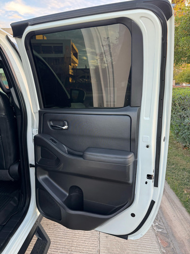 Nissan Frontier 4.0 Pro-4x V6 4x4 At