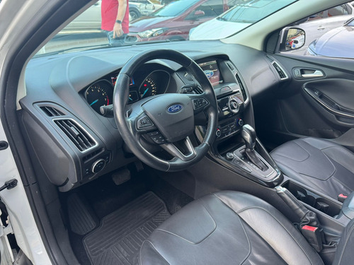 Ford Focus 2.0 Titanium Flex Powershift 5p