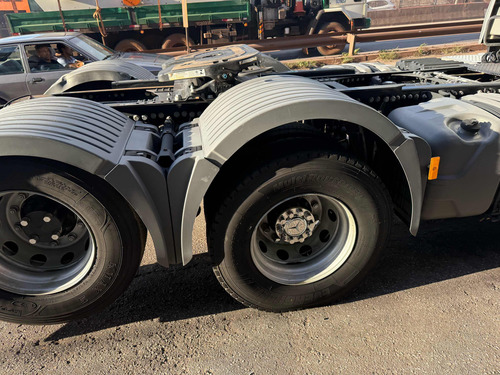 Axor 2544 Ls 6x2 Ano 2022 R$270.000,00
