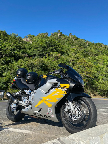 Cbr 600 F4