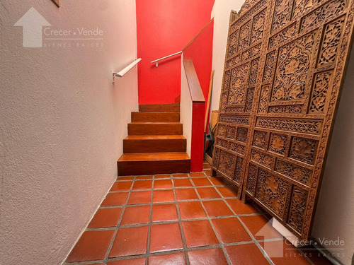 Casa Sola De Dos Niveles En Venta, En Privada Con Vigilancia En Lomas Tetela, Cuernavaca Morelos
