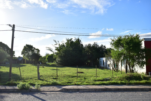 Venta Terreno En Lindo Barrio Residencial De Vergara Treinta Y Tres