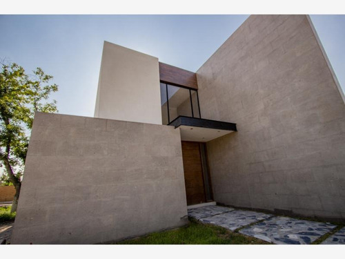 Imagen 2 de 7 de Casa Sola En Venta Fracc. La Barranca