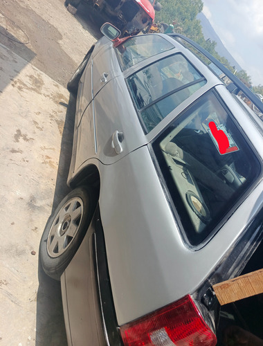 Bonito Pointer Wagon 2000, 5 Puertas Excelente Manejo