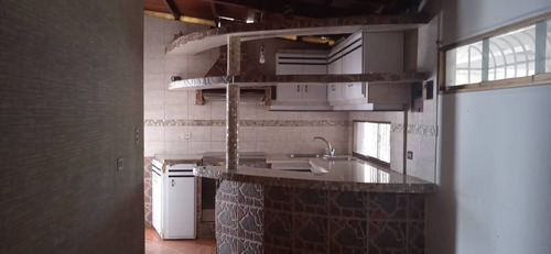 Imagen 4 de 7 de Casa En Urb. Fuerte De Guaicaipuro, Santa Teresa