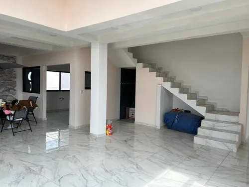 Casa Grande Tipo Minimalista