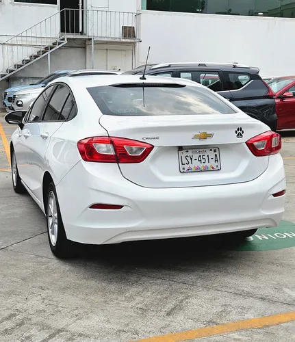 Chevrolet Cruze 1.4 Ls Mt