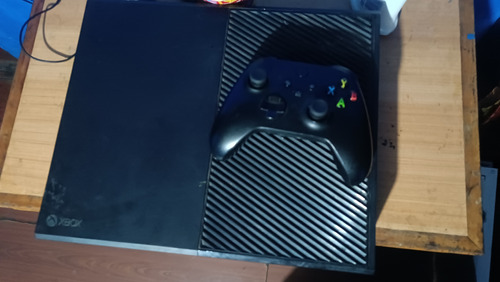 Consola Xbox One 500gb + 1 Joystick