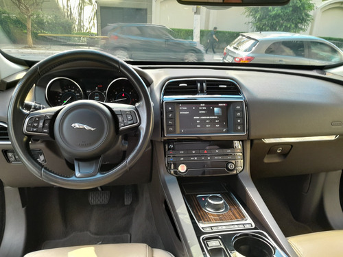 Jaguar F-PACE 2.0 16V TURBO DIESEL PRESTIGE AWD 4P AUTOMÁTICO