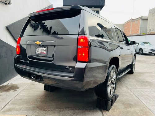 Chevrolet Suburban 5.3 Lt Piel Cubo Mt