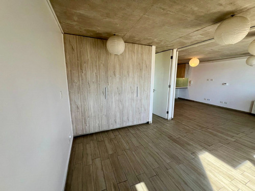Moderno Departamento En Venta 3d+2b+2est+2bod, Mirador Barón